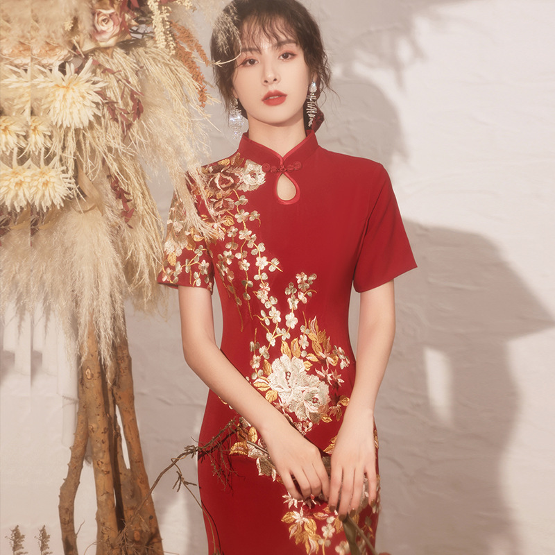 Trational China Cheongsam Wedding Dresses High Neck Mermaid Bridal Gowns Sweep Applique Wine Red Wedding Dress
