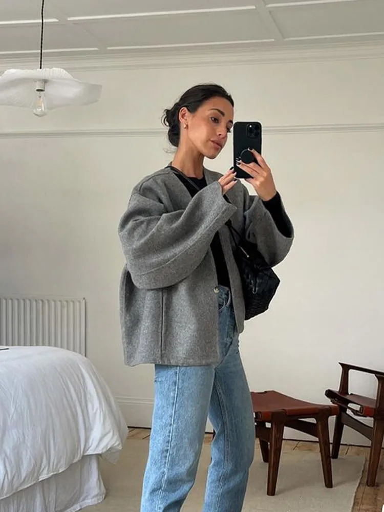 Womens Jackets Coat Grey Elegant Button Long Sleeve Female Coats Autumn Winter Fashion Vneck Loose Ladies Short 231212
