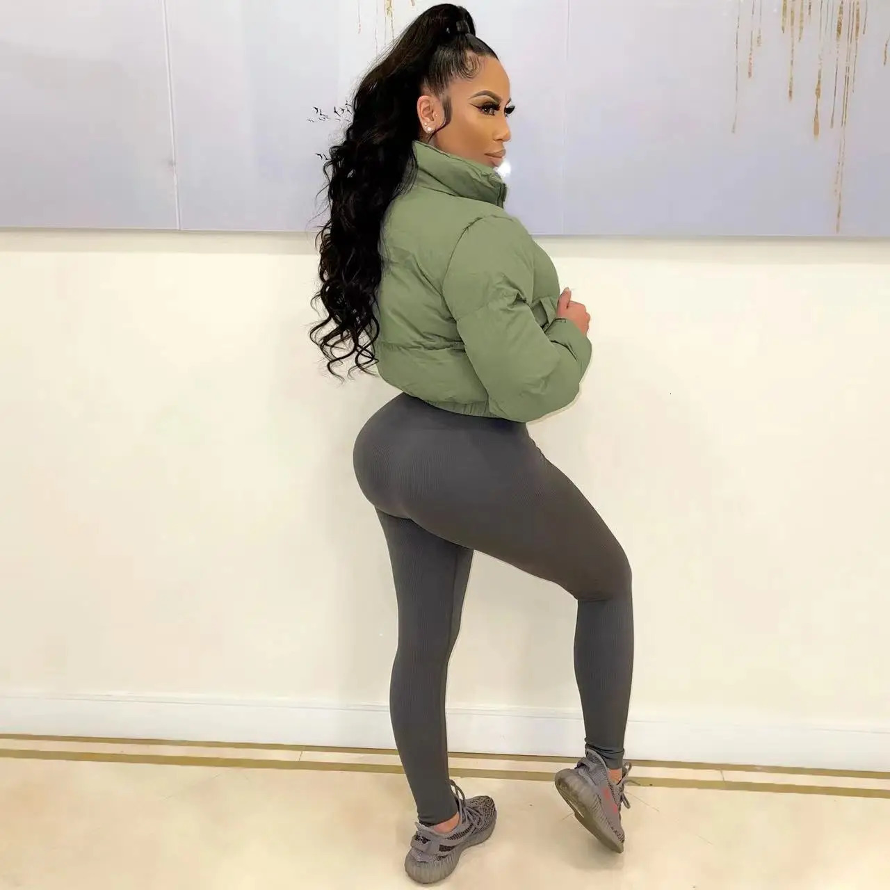 Women's Jackets Winter Solid Down Jacket Women Elegant Black Zipper Thick Warm Short Parkas Coats Outwear Female Cotton Crop Top Jackets 231213