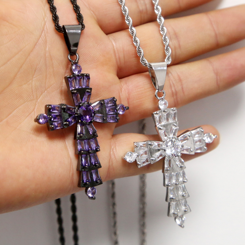 New Designer Purple Zircon Cross Charm Pendant Necklace with Rope Chain Hip Hop Women Men Full Paved 5A Cubic Zirconia Boss Men Gift Jewelry