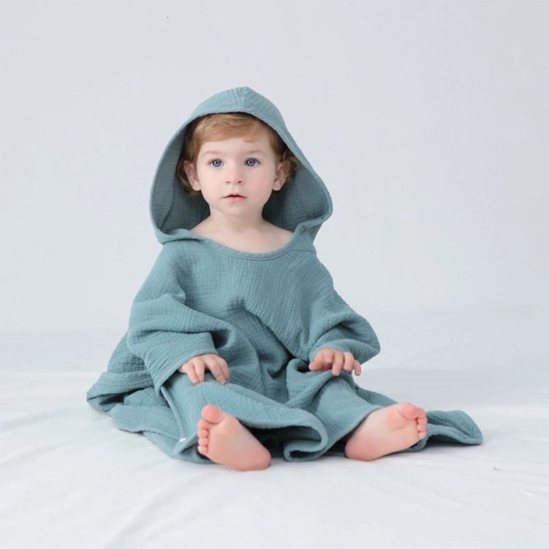 Towels Robes Baby Bath Towel born Cape Towels Cotton Hooded Beach Towel Soft Poncho Kids Bathing Stuff Infant Washcloth Drop 231212