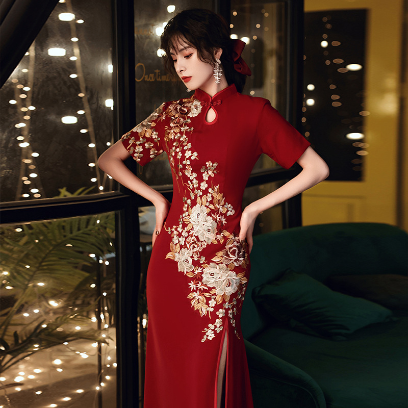 Trational China Cheongsam Wedding Dresses High Neck Mermaid Bridal Gowns Sweep Applique Wine Red Wedding Dress