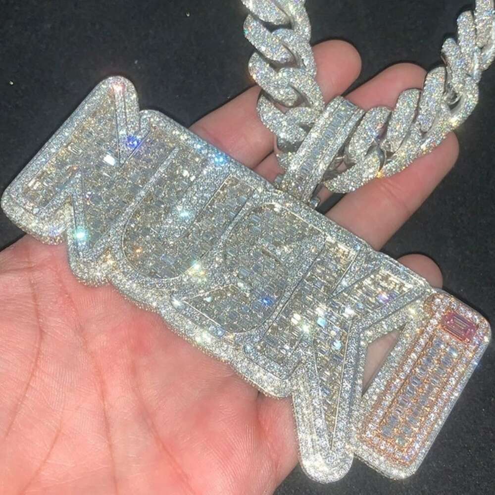 NUSKI Design Two Tone VVS D Moissanite 3D Fully Iced Out 5A CZ Chain Hand Setting Custom Pendant Jewelry