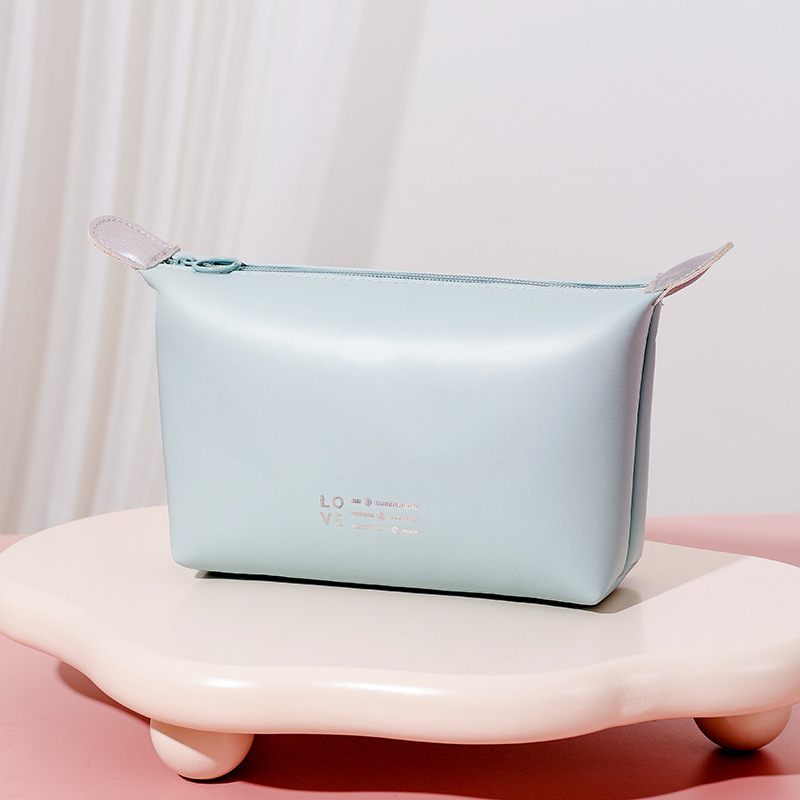 Colorful PU Leather Makeup Bags Zipper Waterproof Portable Storage Bag for Traveling Stylish and Elegant Cosmetic Bag for Women