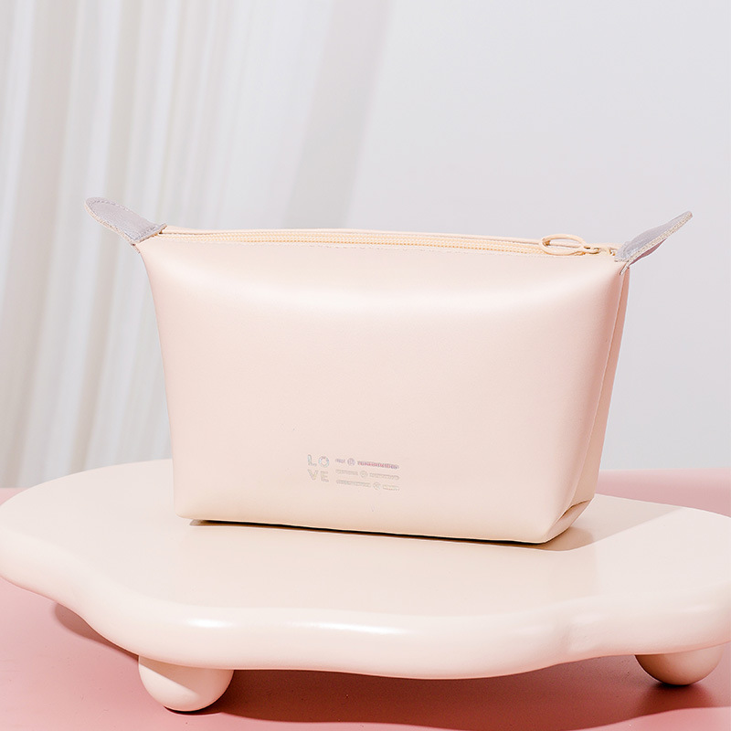 Colorful PU Leather Makeup Bags Zipper Waterproof Portable Storage Bag for Traveling Stylish and Elegant Cosmetic Bag for Women