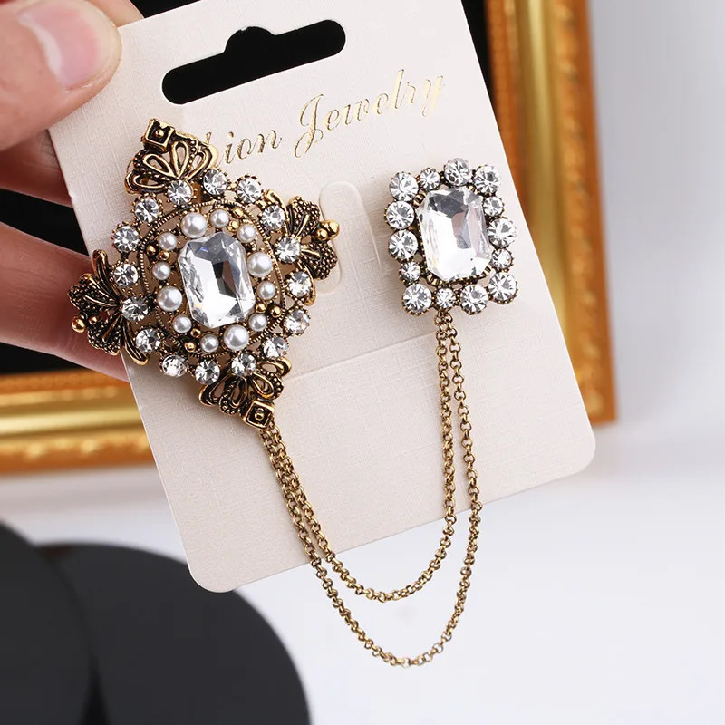 Pins Brooches Baroque English style rhinestone brooch jade tassel chain pearl brooch collar shirt brooch accessories 231213