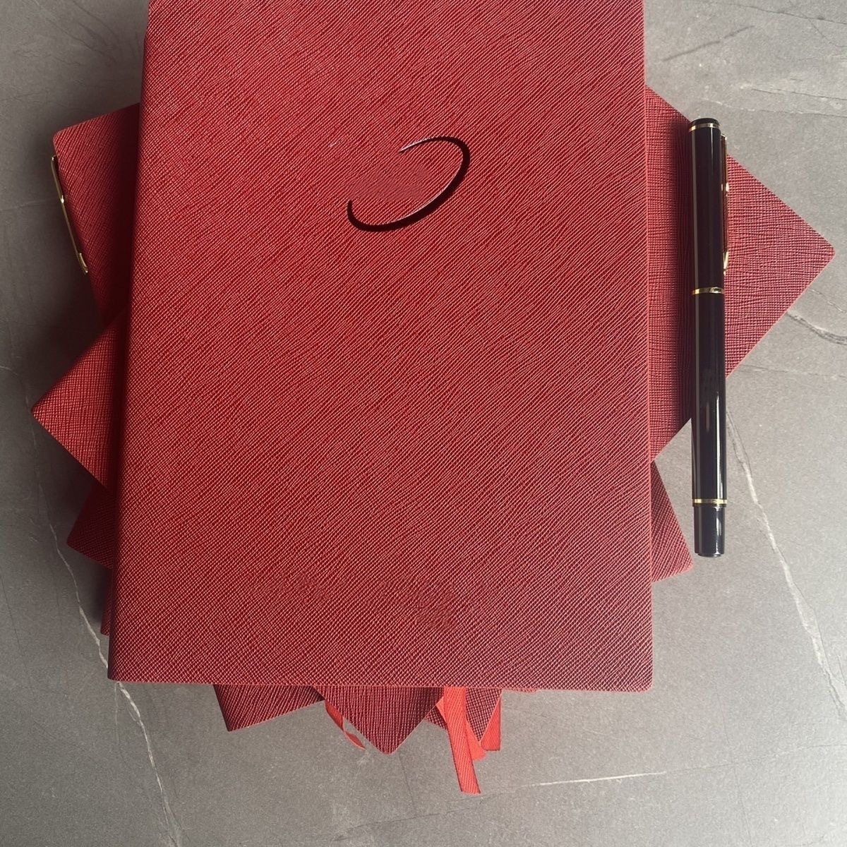 Notepads Designer Notebook Student Notebook+Signature Pen Set Business Notebook Set