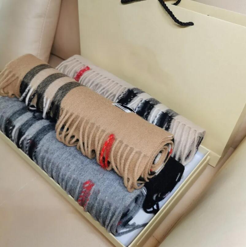 2024 New top Women Man Designer Scarf fashion brand 100% Cashmere Scarves For Winter Womens and mens Long Wraps Size 180x30cm Christmas