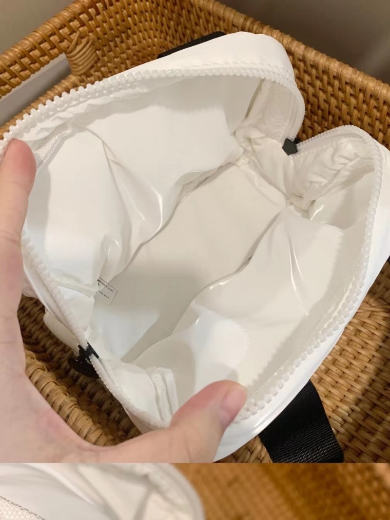 Designer White Handbag Letter Embroidered Camellia Soft Extra Large Makeup Washing Bag