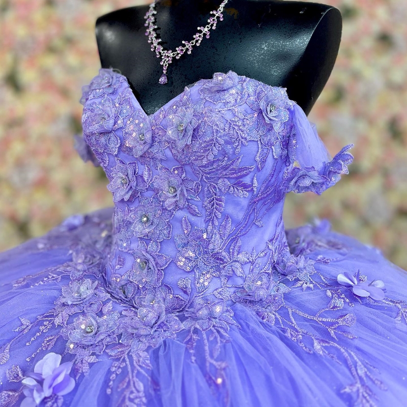 Lavender Shiny Princess Quinceanera Dresses Ball Gown Off The Shoulder Tulle Appliques Lace wer Beads Sweet 16 Dress Vestido De 15 Anos