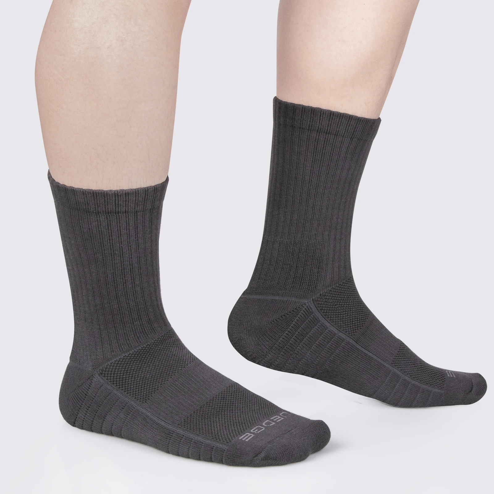 Sports Socks YUEDGE Men Thick Breathable Cotton Cushion Crew Outdoor Sports Hiking Trekking Socks Work Boot Socks For Men 37- EU 231216