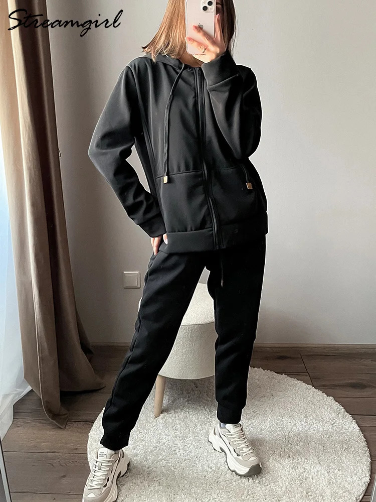 Womens Two Piece Pants Winter warm womens sportswear velvet track set thick hooded jacket and sports pants wool twopiece 231216