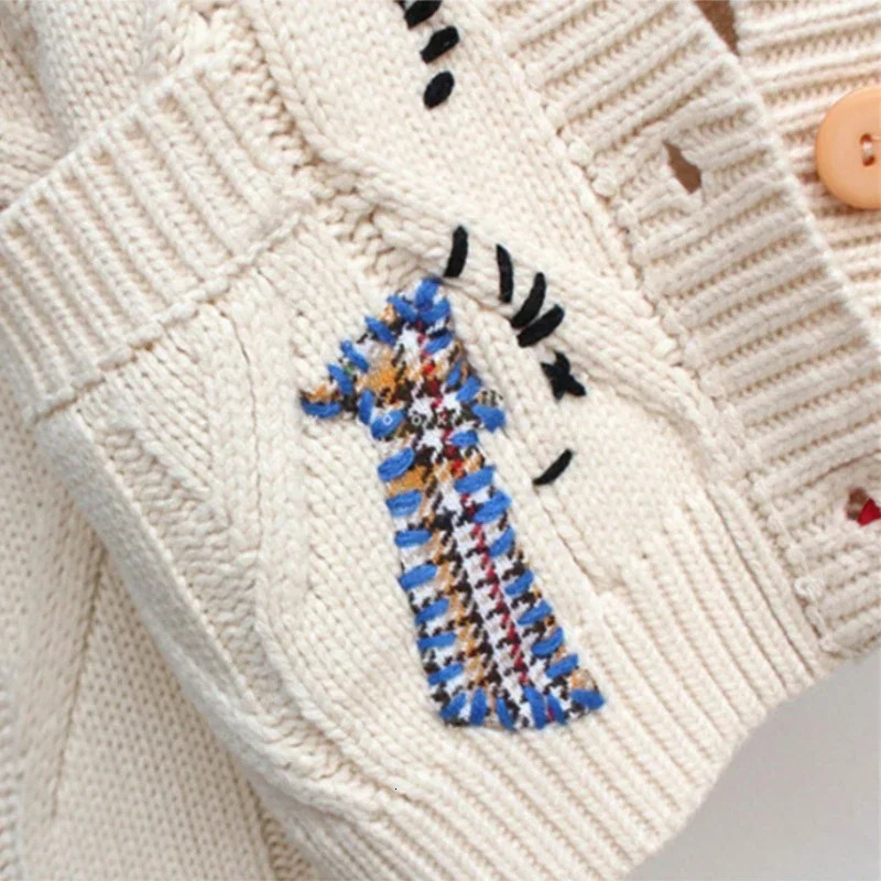Womens Sweaters Fashion Cardigan Knitted Jacket Autumn Sweater Coat Women Jumper Casual Loose Coats Letter Embroidery Vneck Clothes 231216