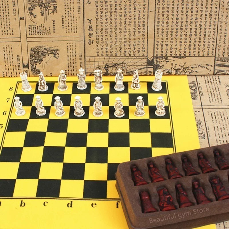 Chess Games Antique Chess Small Leather Chess Board Qing Bing Lifelike Chess Pieces Characters Parenting Gifts Entertainment 231215