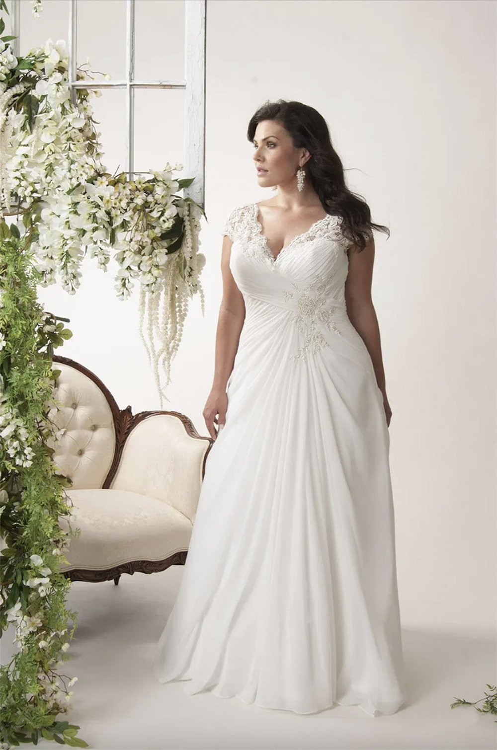 V-neck Cap Sleeves Plus Size Wedding Dresses Chiffon Appliqued Lace Open Back Drape Side Ruched Bodice Bridal Gown Free shipping Free