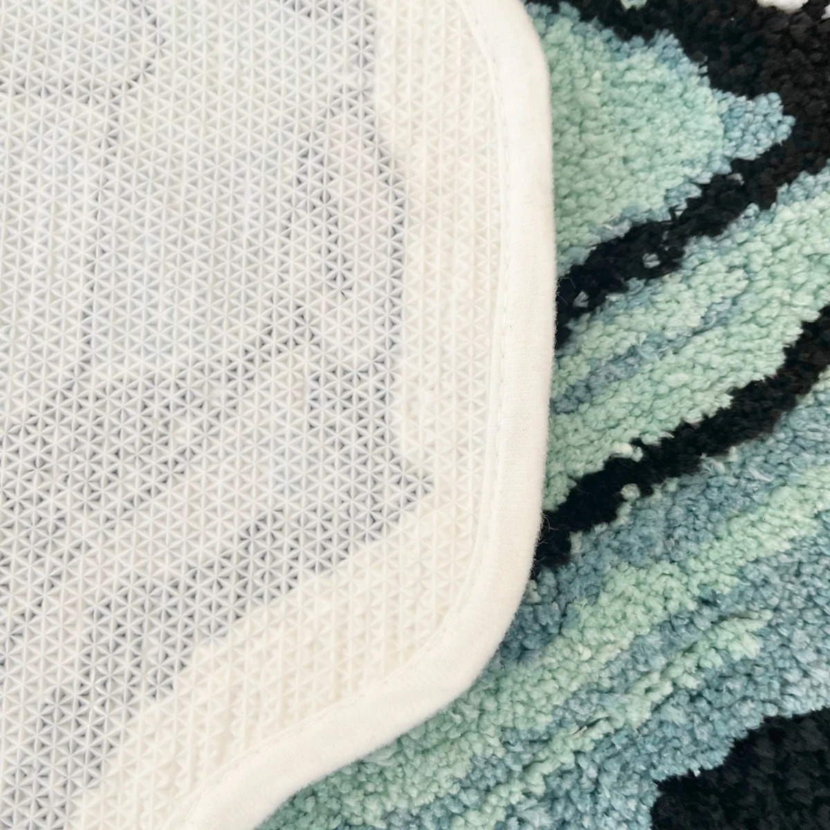 Carpet LAKEA Enthusiast Racing Car Shaped Tufting Rug Soft Tufted An-slip Floormat Sofa Feet Mat Carpet Entrance Doormats Absorbent 231215