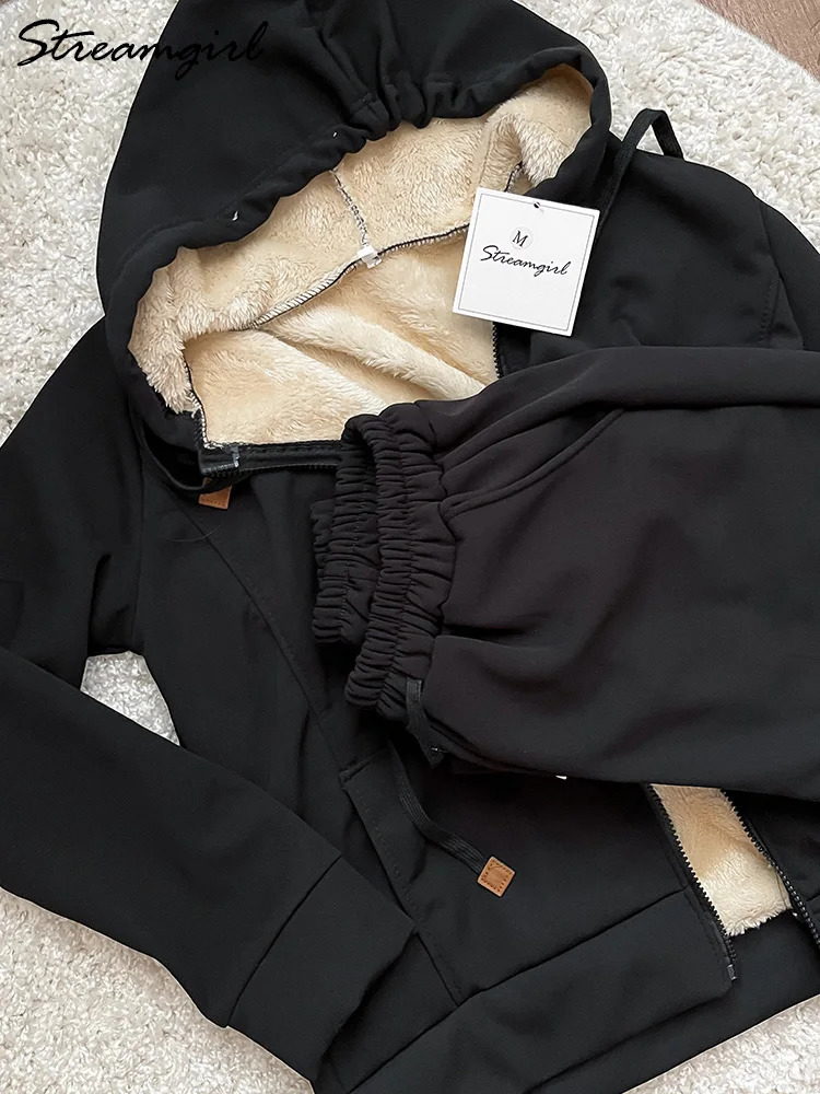Womens Two Piece Pants Winter warm womens sportswear velvet track set thick hooded jacket and sports pants wool twopiece 231216