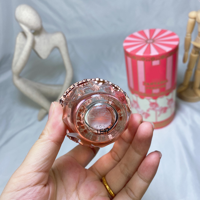 Classical Women Perfume Lady Fragrance Spray 50Ml Lasting Fragrances Floral Fruity Note EDT Good Edition Fast Postage