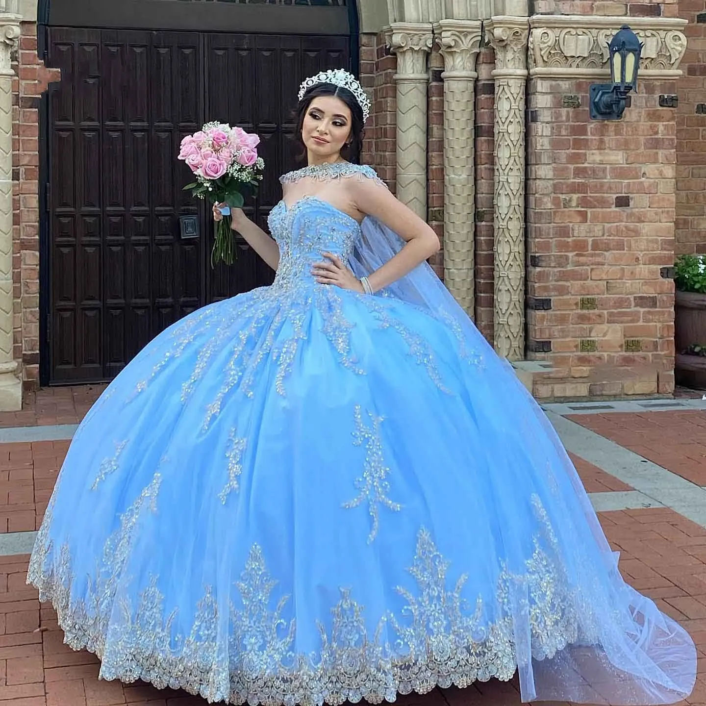Beaded Quinceanera Dresses Lace Appliques Long Cape Sweetheart Neck Tulle Ball Gown Princess Sweet Dress For Girls Prom Party