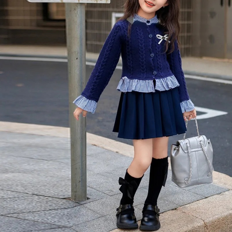 Clothing Sets Girls Clothes Autumn Winter Long Sleeve Knitted Sweater Tops Skirt Fashion Korean College Style Kids Suits 2 7Yrs 231218