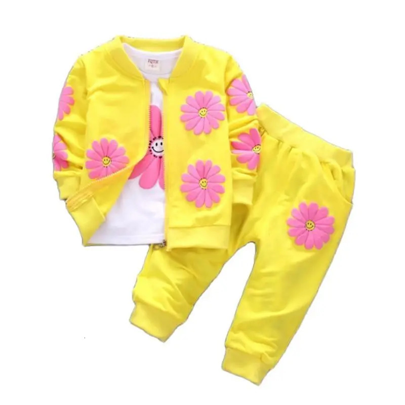 Clothing Sets 2023 Real Roupas Infantis Children s Garment Spring And Autumn Girl Pure Cotton Printing Three piece Child Suit 0 4y 231218bj