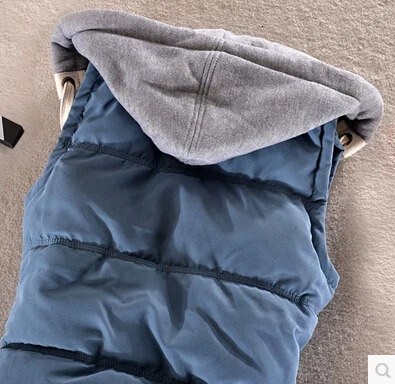 Women's Vests Plus Size 6XL Women Vest Winter Coat Ladies Gilet Colete Feminino Casual Pocket Hooded Waistcoat Female Sleeveless Jacket 231218