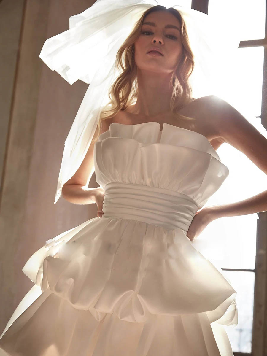 Cascading Ruffles Short Wedding Dresses 2024 Strapless A Line Mini Bridal Gown Layered Soft Satin Bride Party Gowns
