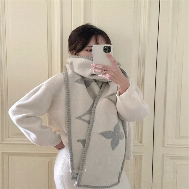 Women Designer Scarf Classic Plaid Cashmere Thickened Shawl Fashion Scarves Luxury Shawl For Men Women Winter Warm Shawl Scarf ring gift 010