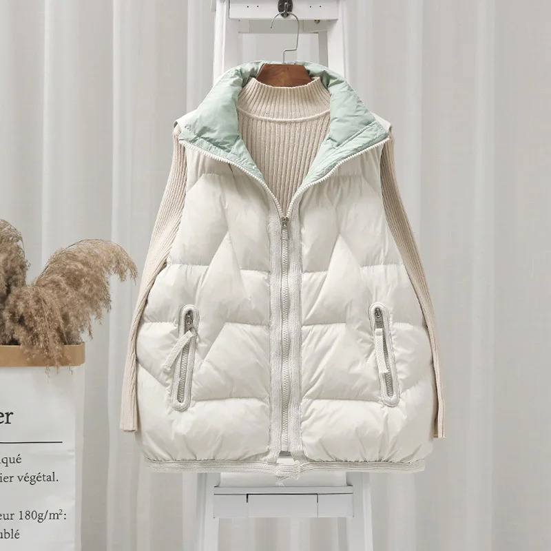 Women's Vests Winter Sleeveless Jacket Female Down Vest 2023 Duck Puffer Waistcoat Ultra Light Winderproof Outwear Women Gilet 231218