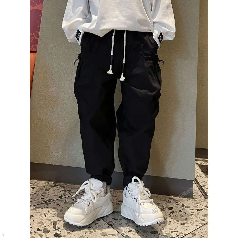 Mens Pants Clothing Trend Cargo Trousers for Men Solid Color Casual Loose Drawstring Big Pockets Male 5XL 231218