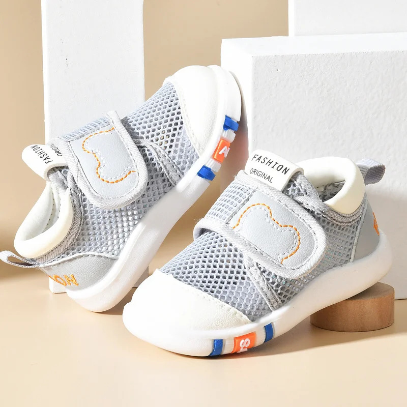 Flat shoes Baby Shoes Boy Girls Summer Breathable Air Mesh Toddler Walking Fashion Hollow Soft Sole Sandals Infant First Walkers 231218