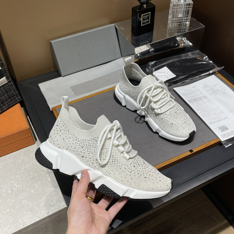 2025 Design a new men's flat bottomed high top casual shoe cover with soft sole and breathable comfort for both 34-46 0915