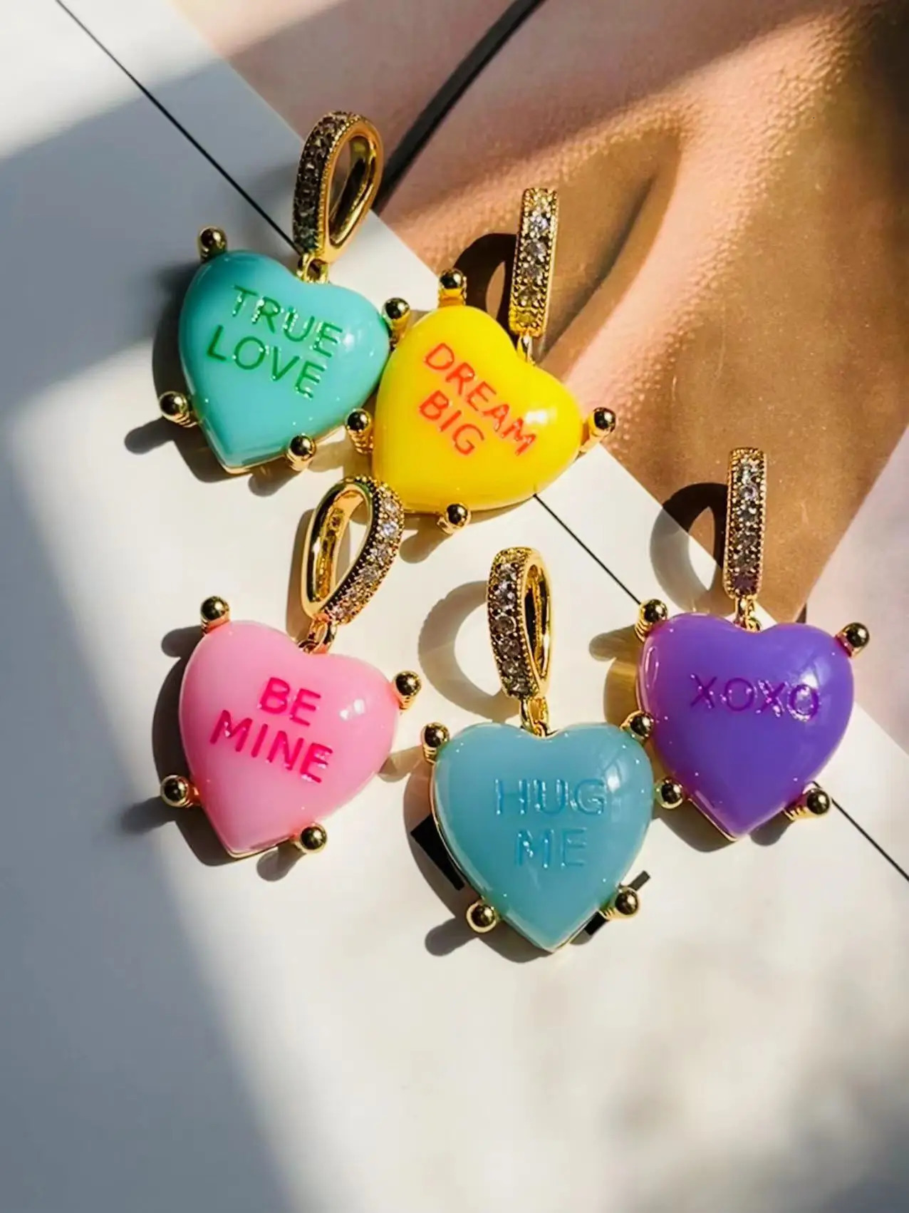 Jewelry Boxes Colorful Heart Pendant Trendy English Words Resin Love Zircon Charm Clavicle Chains Necklace for Women Y2K Fashion 231219