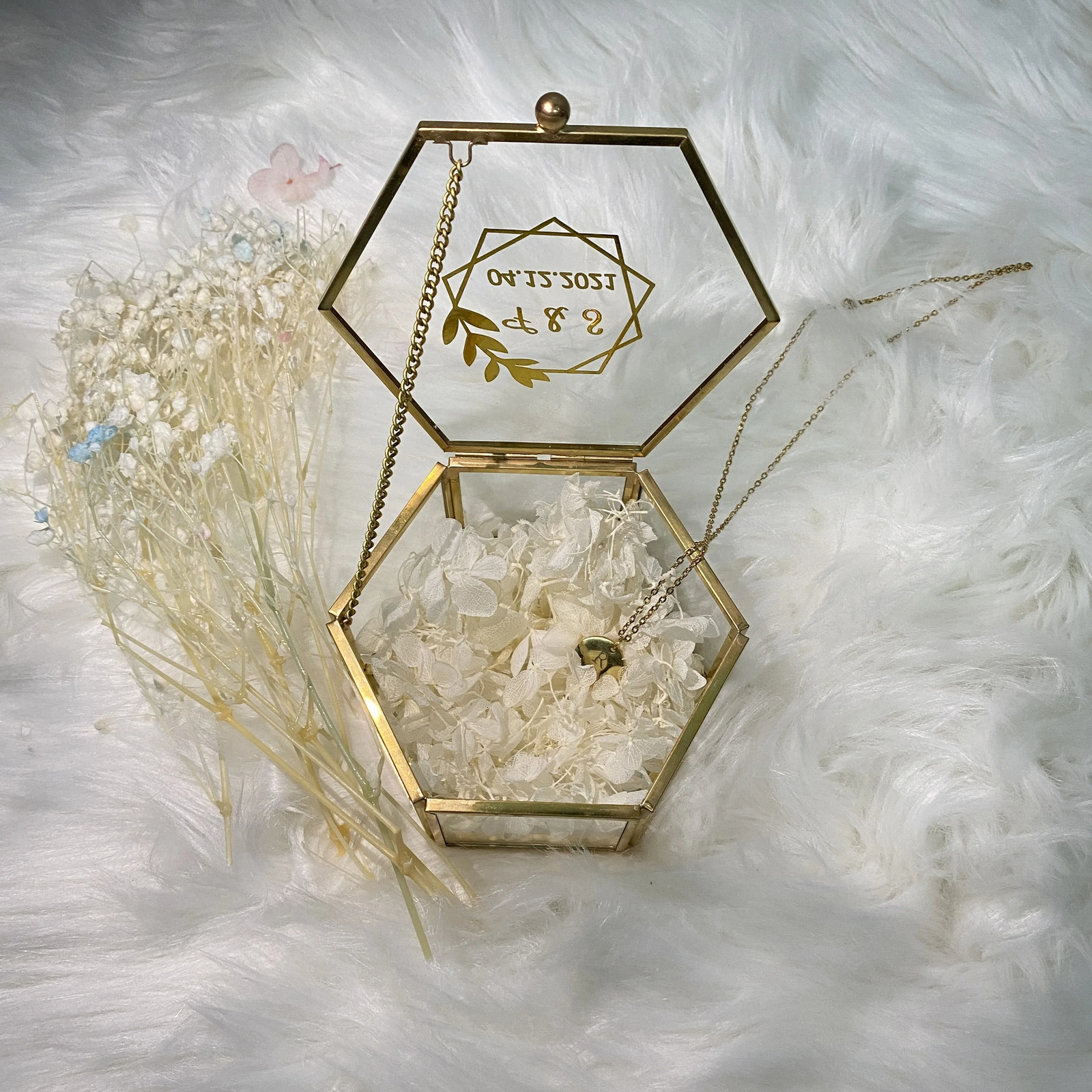 Jewelry Boxes Custom Hexagonal Glass Ring Box Geometrical Clear Jewelry Storage Box Eternal Flower Ring Holder Personalized Wedding Decoration 231218