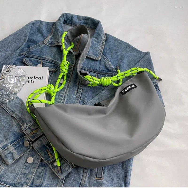 Totes Leisure Versatile Nylon Small Chest Bag Women's Crossbody Fashion One Shoulder Dumpg Bags zhanyishengli