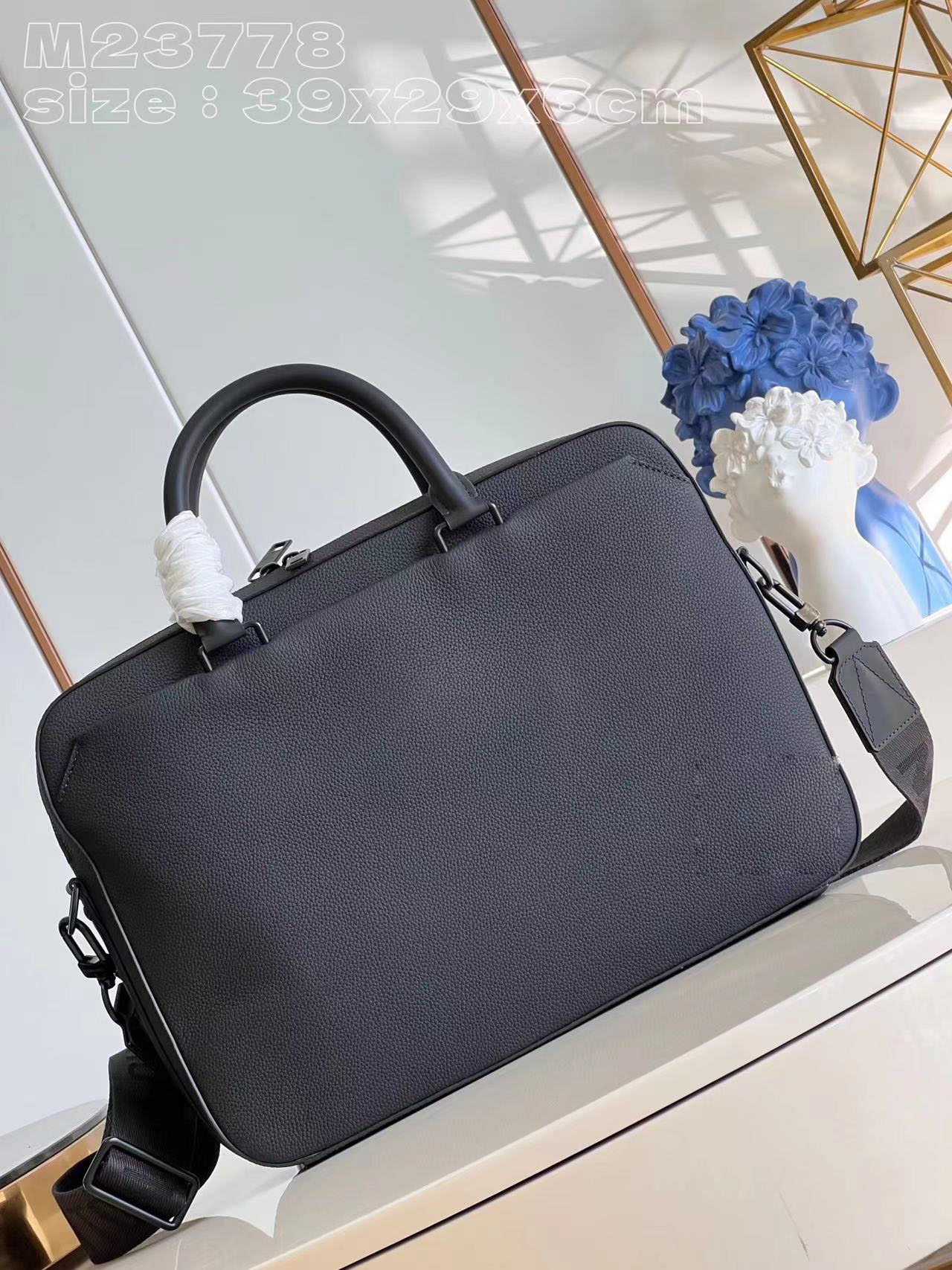 M23778 PILOT Bag Business Bag Briefcase Travel Bag Computer Bag Tote Men Fashion Luxury Designer Tote Handbag TOP Quality Purse Pouch Fast Delivery