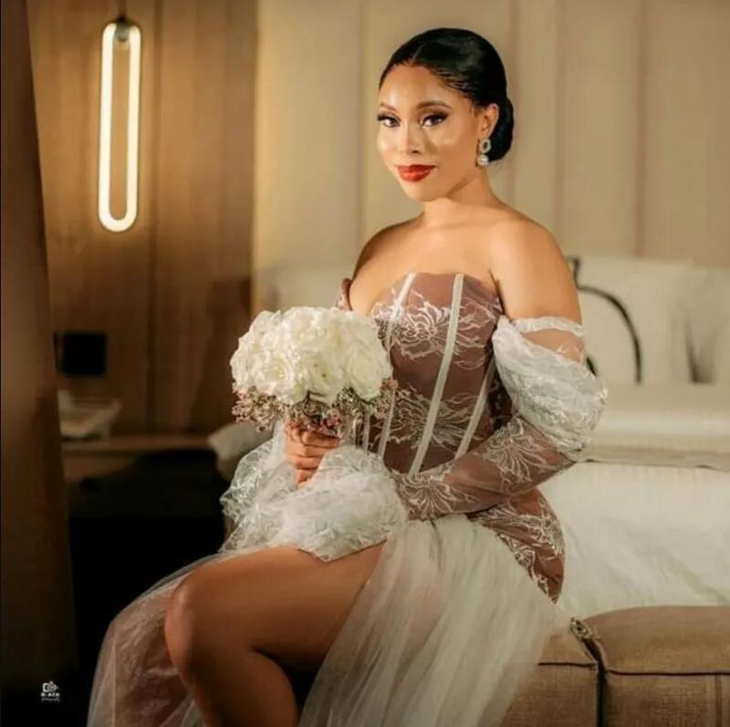 Champagne Lace Wedding Dresses Simple Gorgeous Long Sleeves Side Split Tulle African Bridal Gowns sweetheart boning corset