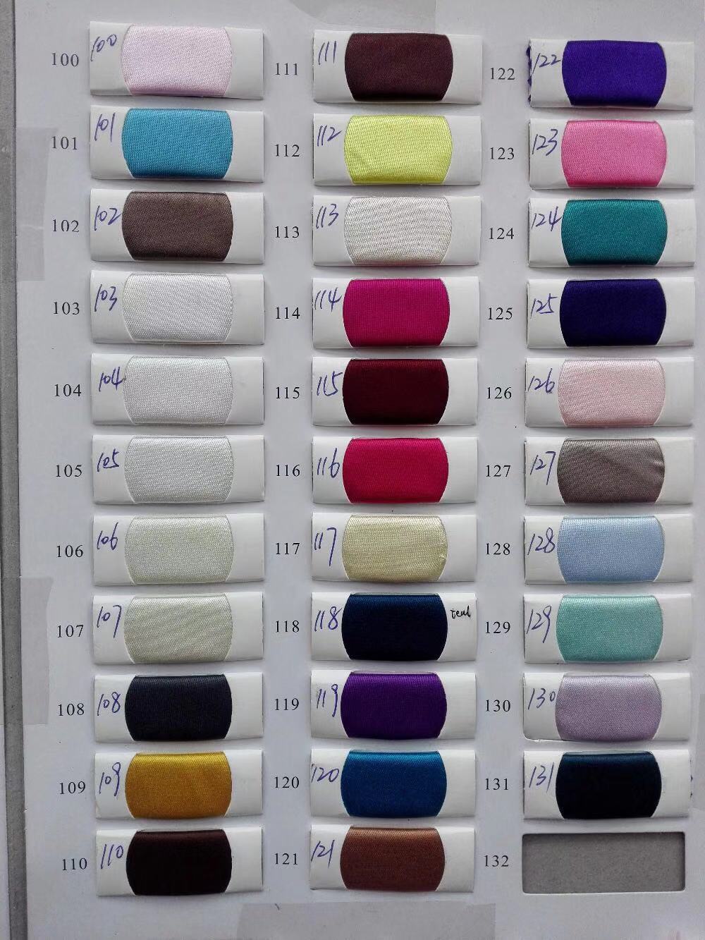 Princess Royal Ball Gown Wedding Dresses 2024 High Neck Long Sleeves Arabic Dubai Bridal Gowns With Lace Appliques Beaded Pleats Ivory White Robe De M