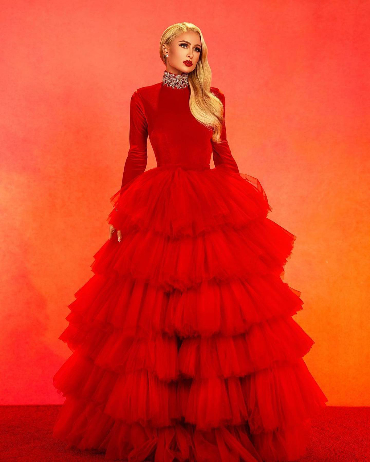 Red Velvet Sexy Prom Dresses Women Backless Tulle Pleat Long Sleeve Side Slit Evening Dress Sweep Train Grown Vestidos De Novia Size Customized D-L236