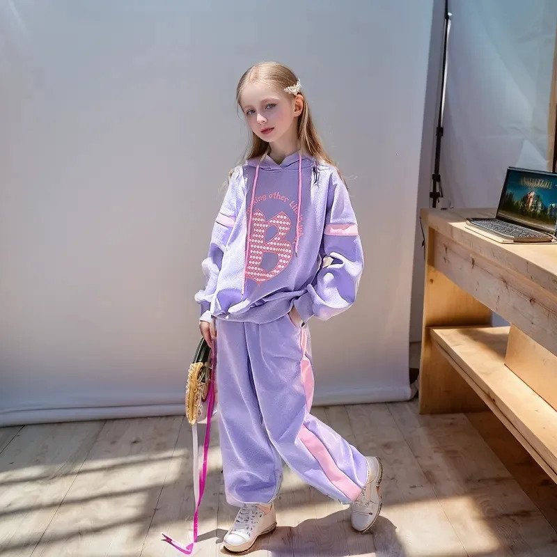 Clothing Sets Autumn Teenage Girl Clothes Set Children's Girls Hoodies Pullover Top and Side Stripe Pant 2 Pieces Suit Kid Letter Tracksuit 23121