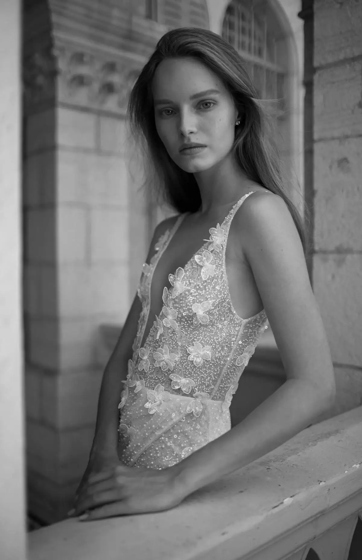 Sexy Boho Wedding Dress Women 2024 Straps V-Neck High Split 3D Flower Sequins Bridal Bride Gowns Vestido De Novia Customed