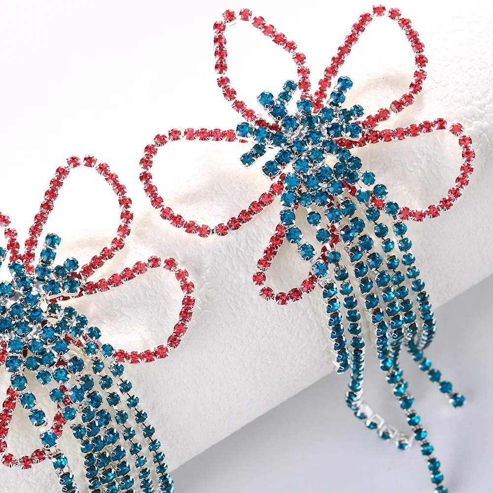 Dangle Chandelier Stonefans Exaggerated Colorful Flower Earrings Fashion Long Tassel Drop Earring for Festival Drag Queen Jewelry 231219