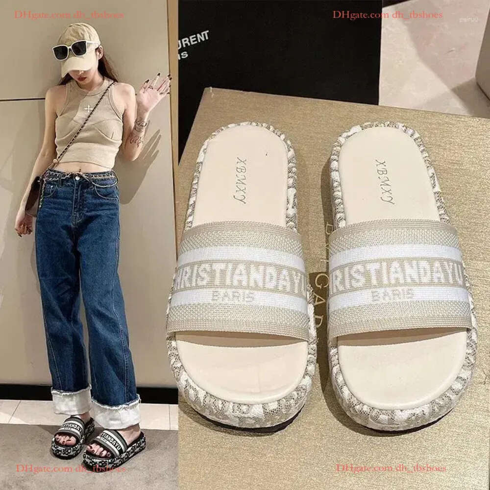 Slippers Women's 2023 Summer Fashionable Letters Outer Wear Thick Bottom Heightened Large Size Sandals for Women