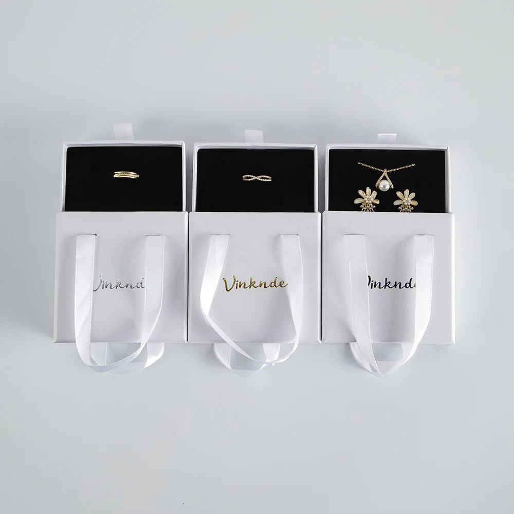 Jewelry Boxes 50Pcs/Lot Custom Handmade Jewelry Packaging Box Portable Sliding Drawer Box Bracelet Boxes With Handle Engagement Gift Case 231219