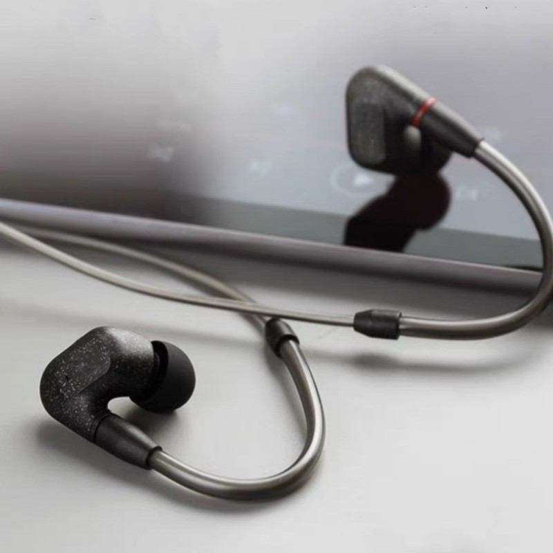 IE300 Wired earphone 3.5mm with mic In-Ear Headset For Mobile Phone PC Gaming Ultra Bass Super Sound Earbud Music Earphones