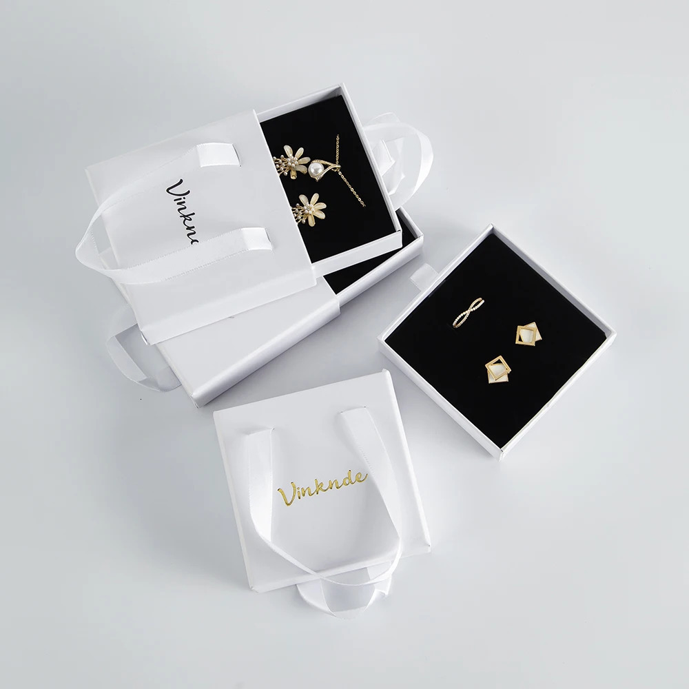 Jewelry Boxes 50Pcs/Lot Custom Handmade Jewelry Packaging Box Portable Sliding Drawer Box Bracelet Boxes With Handle Engagement Gift Case 231219