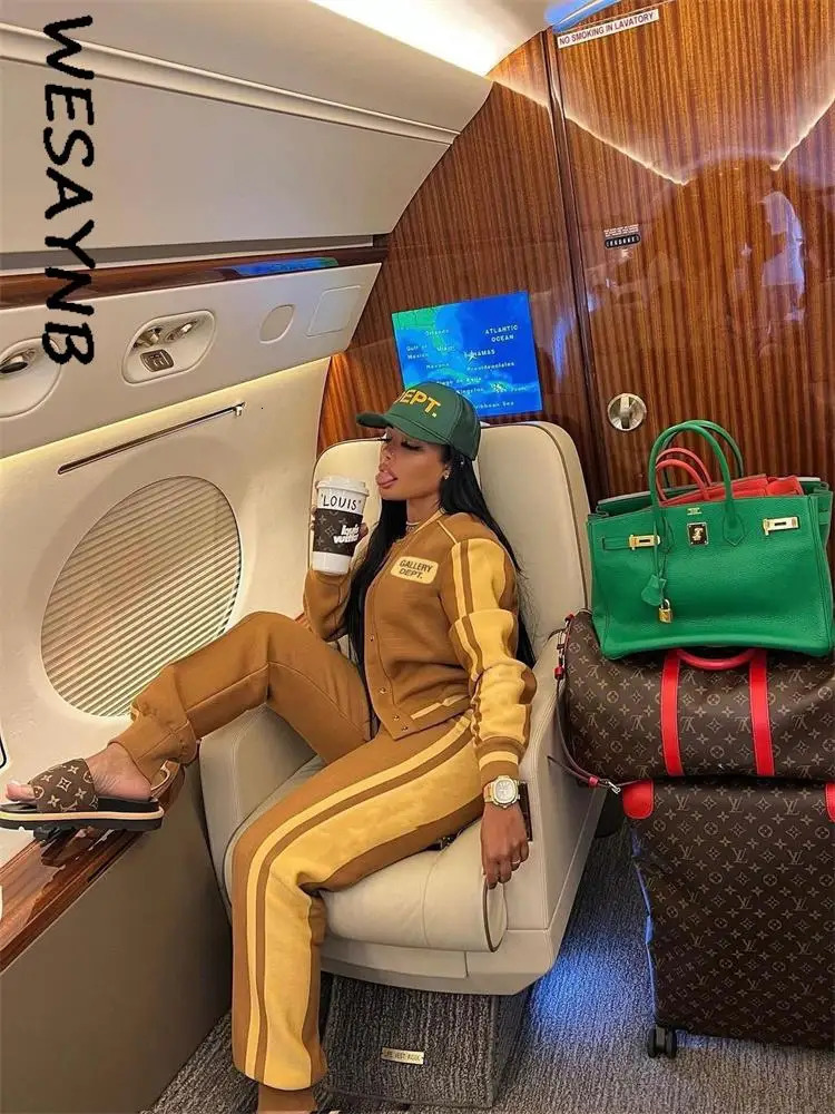 Soild khaki Baseball Fashion Buttons Jackets For Women Crop Top Coats Varsity Bomber Blue Print Long Sleeve 231220