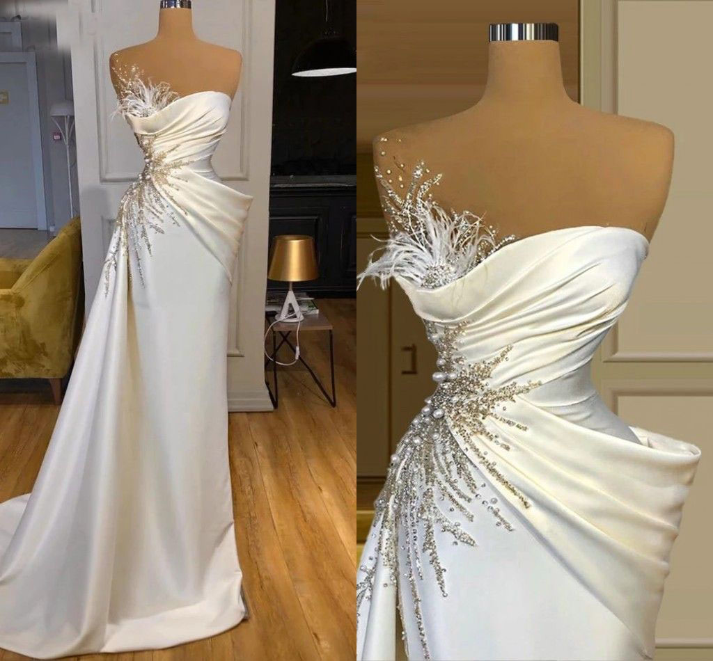 Sexy Wedding Dresses Bridal Gowns Crystal Beads Feather Mermaid Sleeveless Sweetheart Illusion Satin Custom Made Country Plus Size Sweep Train