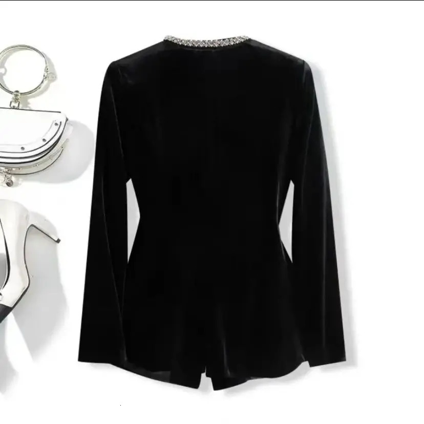 Women s Suits Blazers High End Boutique 2023 Spring And Autumn Small Suit Style Outwear Fashion Gold Velvet Beaded One Button Coat 231219