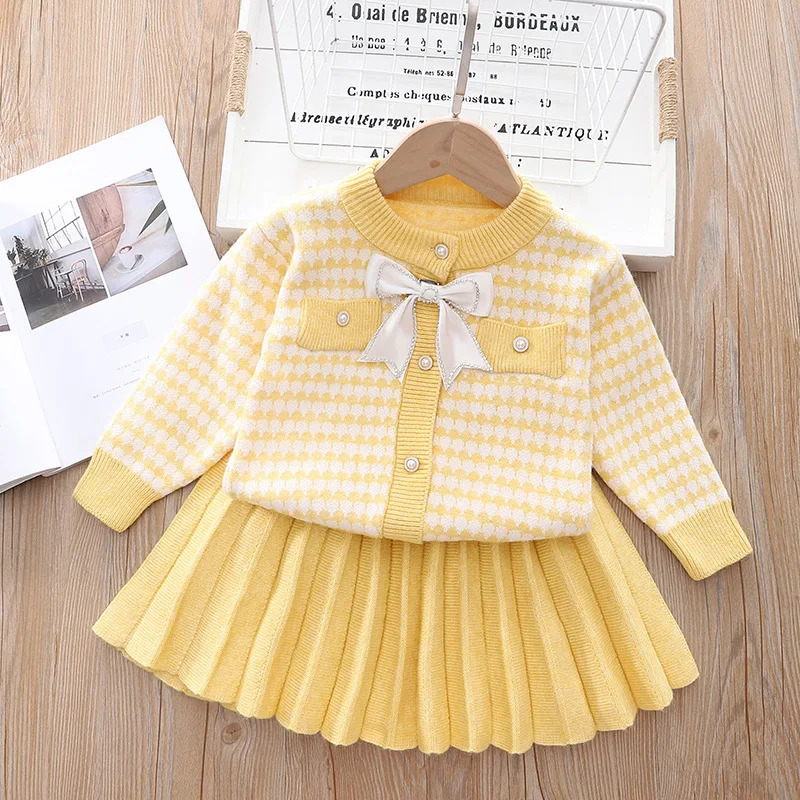 Clothing Sets Girls Winter Clothes Set Plaid Knitted Cardigan and Skirt Clothing Autumn Pink Sweater with Bow Outfits for Kids Girl's Clothes 231